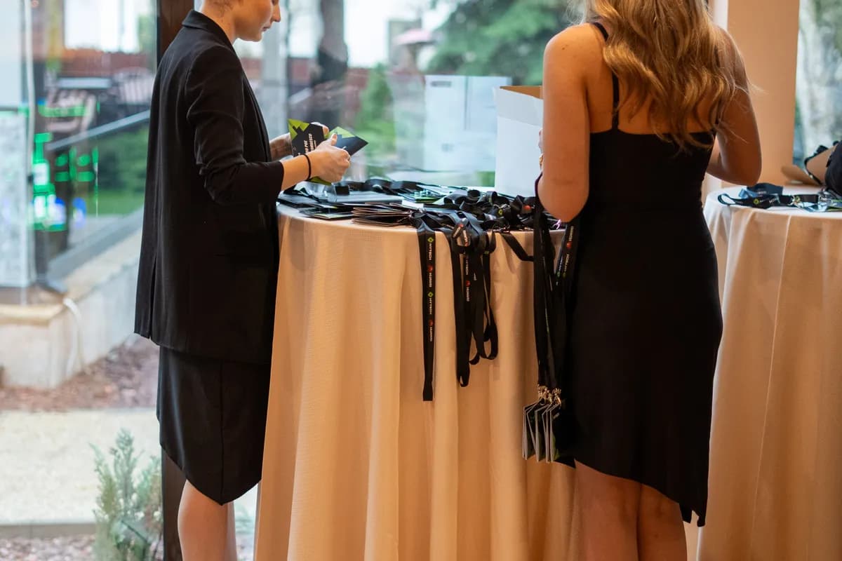 Eveniment anterior Hytech 1